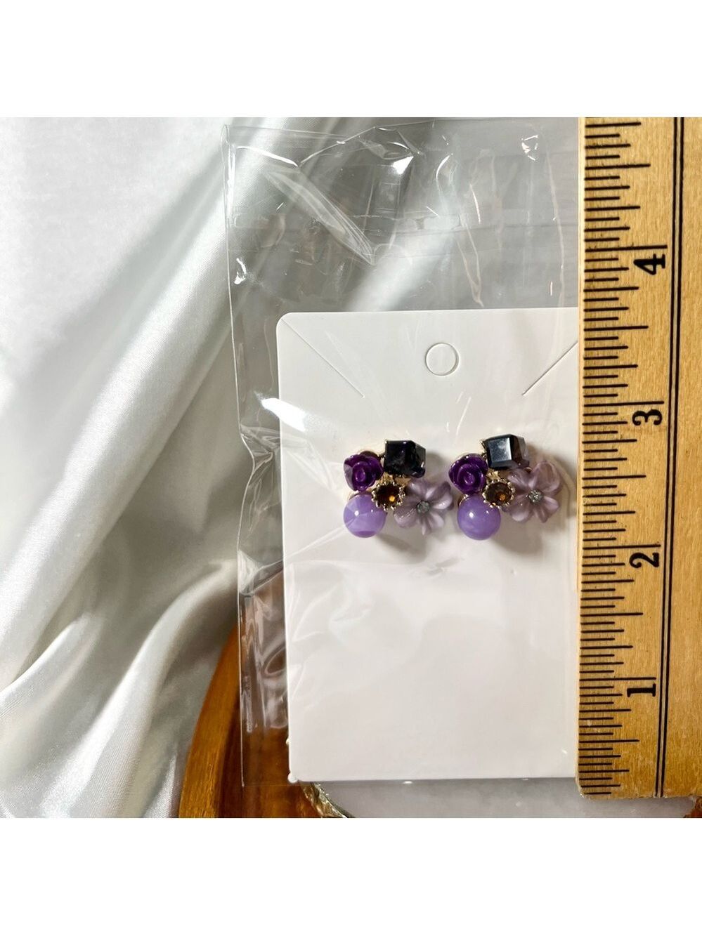 Shades of Purple Earrings - Picture 3 of 4